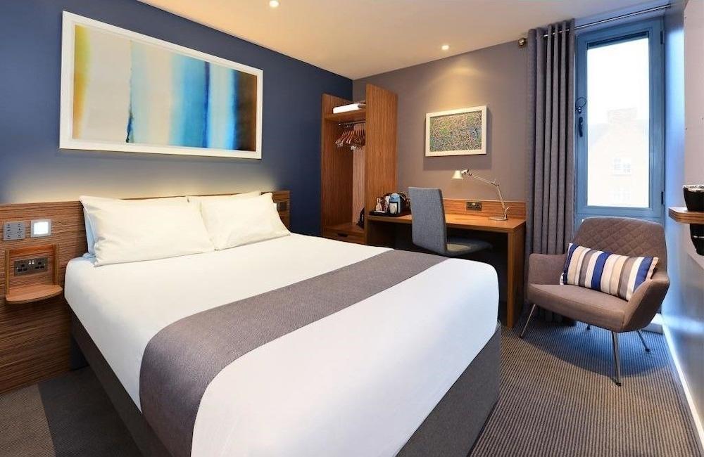 Travelodge London Central Waterloo Exterior photo