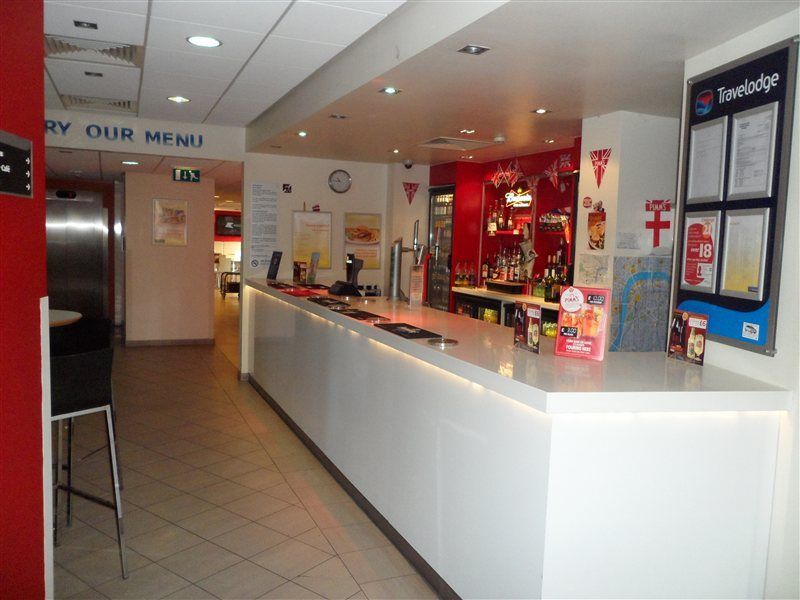 Travelodge London Central Waterloo Exterior photo